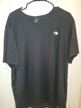 The North Face Black Short-Sleeve Tech Tee with Small Logo